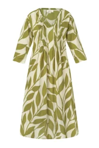 05SW438 - ROBE PYRITE