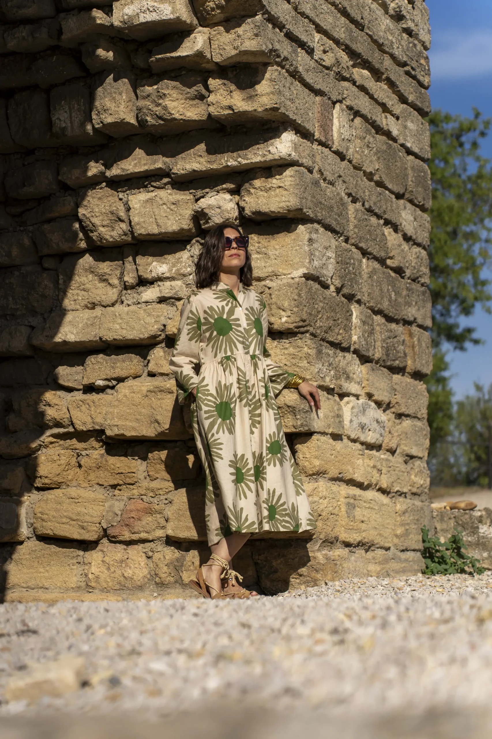 Robe chemise femme imprimée bohème beige et vert kaki Bagatelle France
